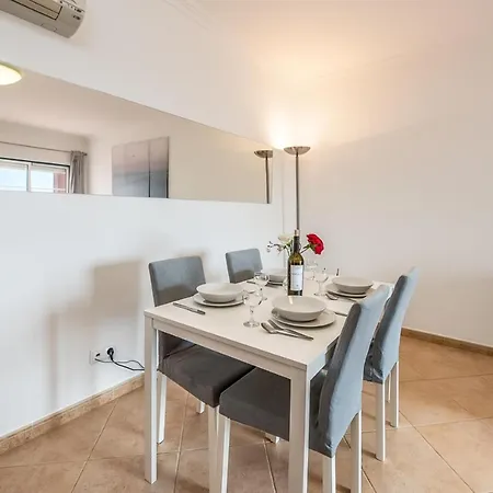 Apt. Mar A Vista Apartment *